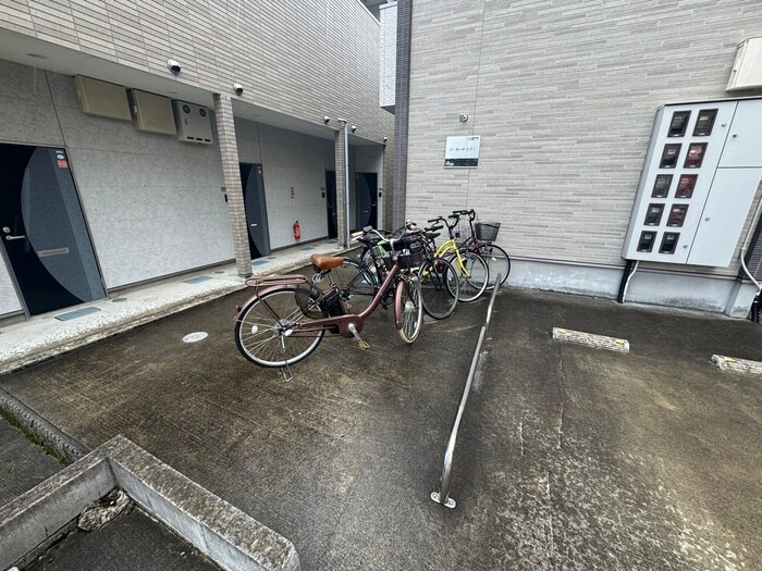 ラ・カーサ　イズミの物件外観写真