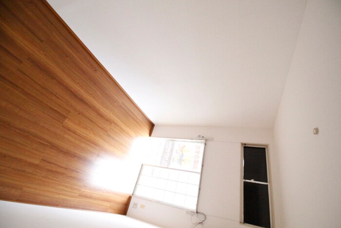 ﾎﾜｲﾄｷｬｯｽﾙ六丁の目ﾋﾞﾚｼﾞB棟の物件内観写真