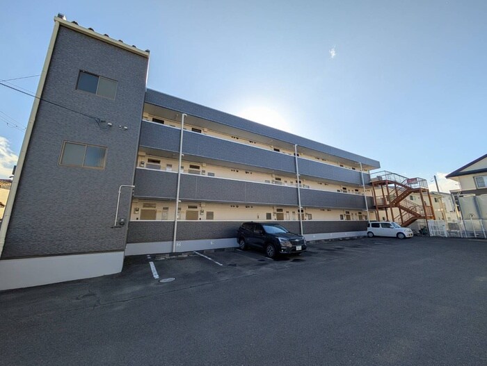 メルシーハイツ飯田　Ａ棟の物件外観写真