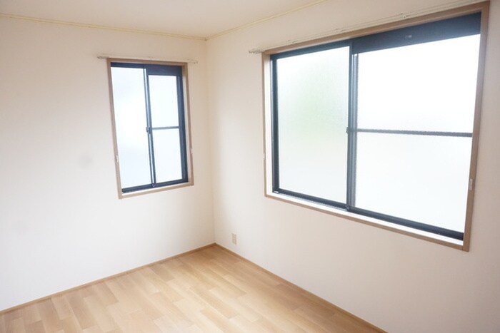 ファラオⅡの物件内観写真