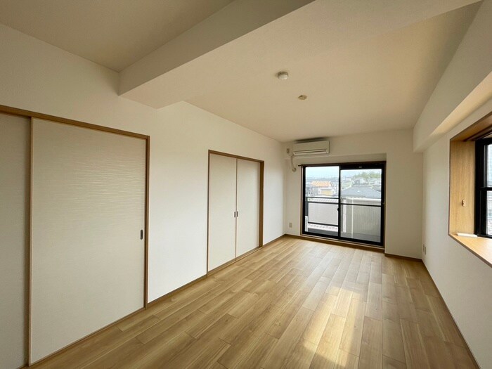 ヴィア－レＡ・Ｕの物件内観写真