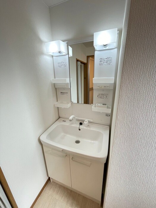 ヴィア－レＡ・Ｕの物件内観写真