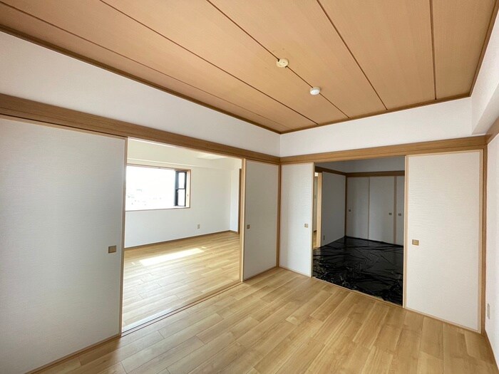 ヴィア－レＡ・Ｕの物件内観写真