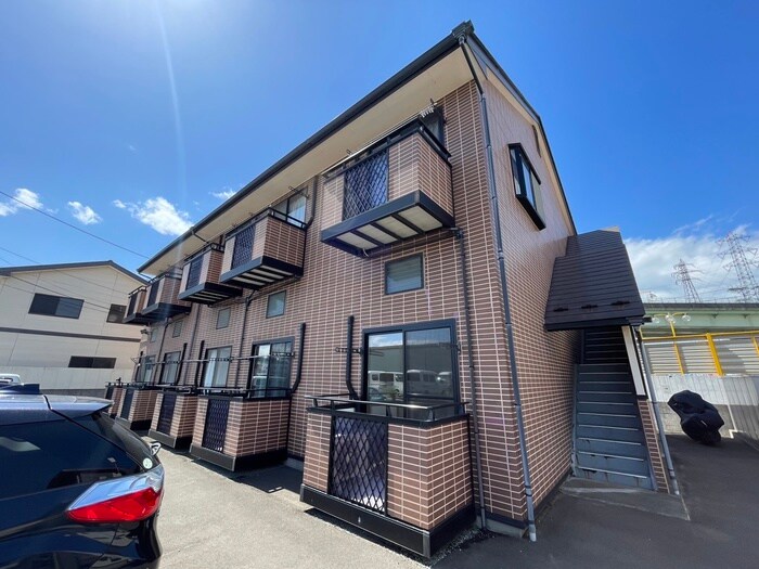 ヴァルーンレイム21の物件外観写真