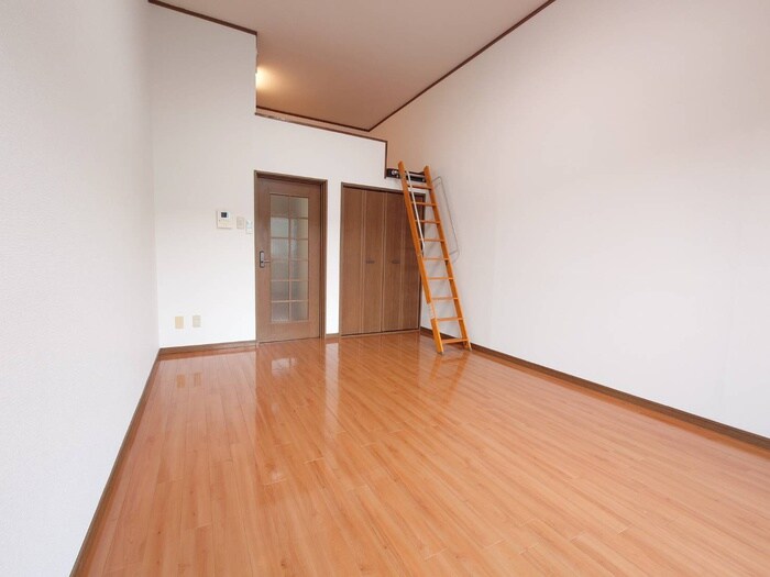 ヴァルーンレイム21の物件内観写真