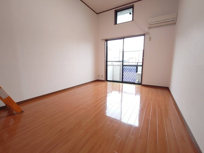 ヴァルーンレイム21の物件内観写真