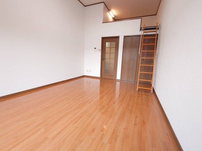 ヴァルーンレイム21の物件内観写真