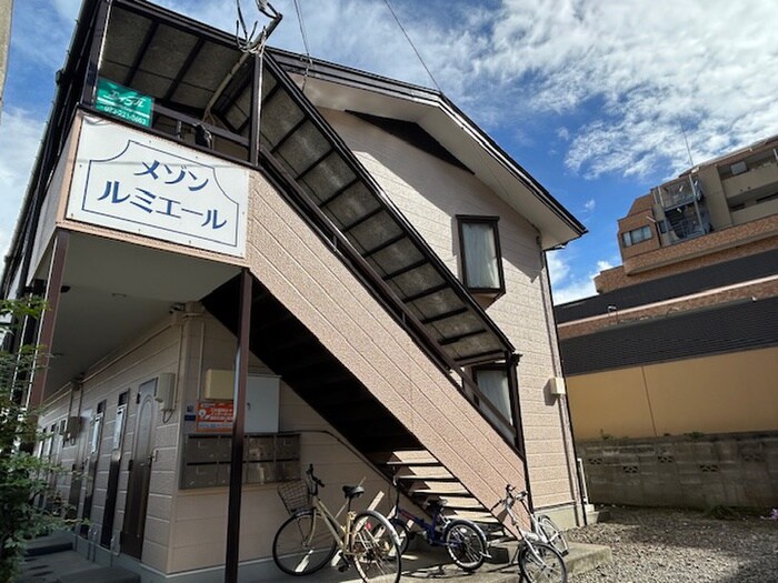 メゾン　ルミエ－ルの物件外観写真