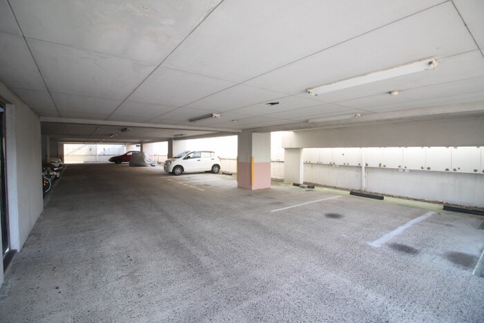 クレセント多賀城の物件外観写真