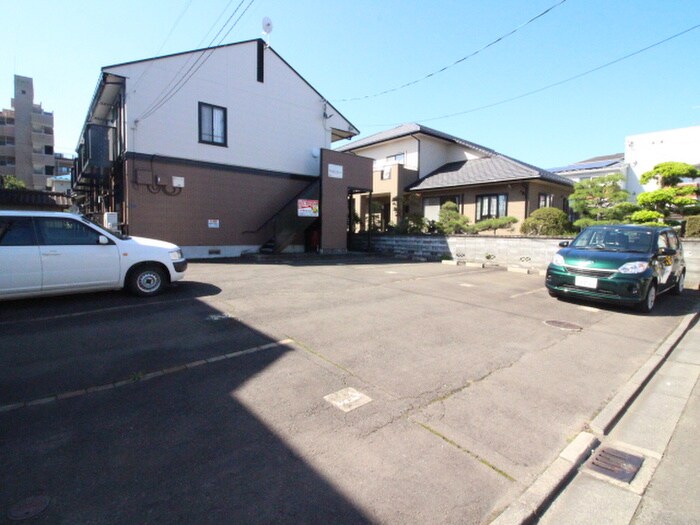 アイビーアレイの物件外観写真