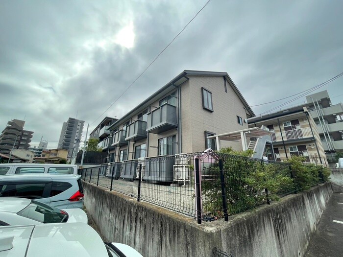 カーサ原町の物件外観写真