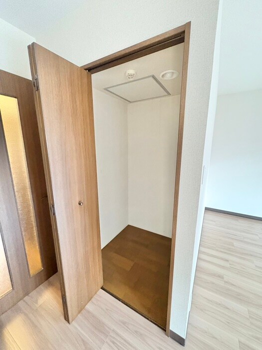 グリ－ンパレスの物件内観写真