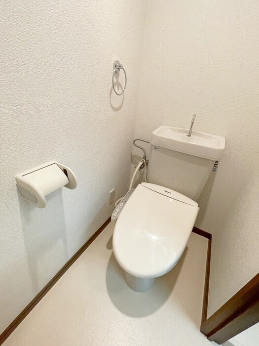 リッツコート泉中央の物件内観写真