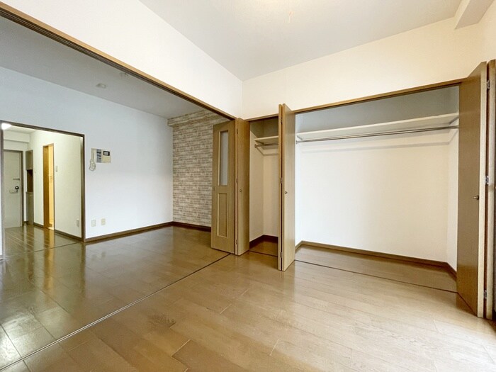リッツコート泉中央の物件内観写真