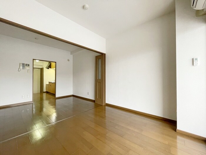 リッツコート泉中央の物件内観写真