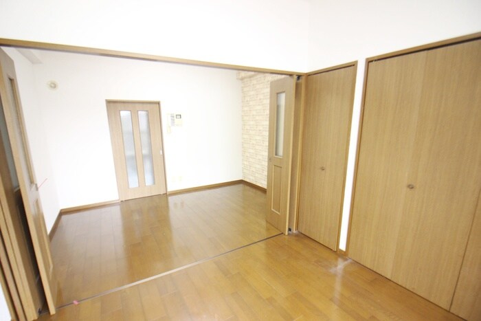 リッツコート泉中央の物件内観写真