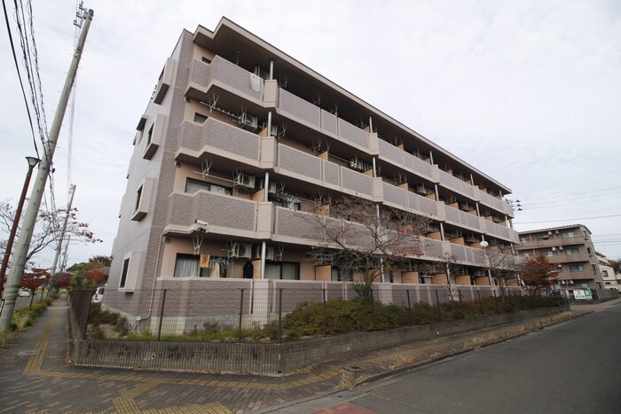 ルミエ－ルの物件外観写真