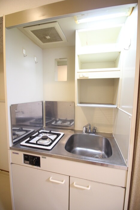 レジデンス花京院の物件内観写真