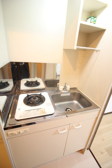 レジデンス花京院の物件内観写真