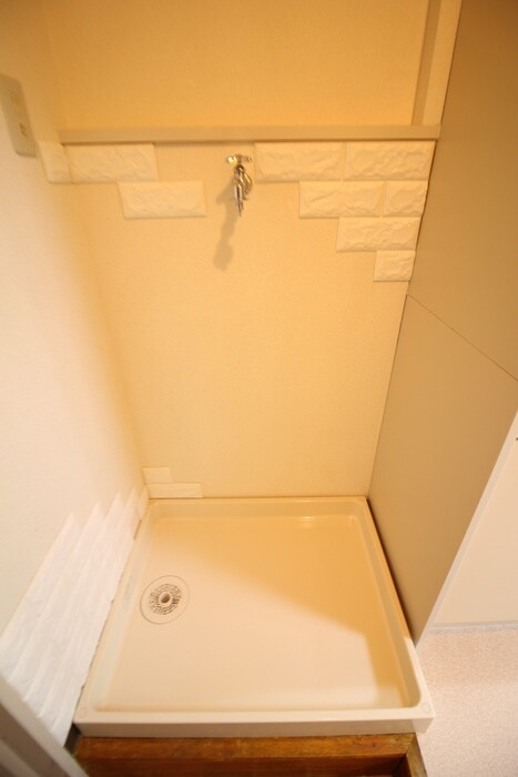 レジデンス花京院の物件内観写真