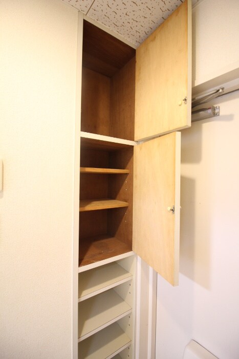 レジデンス花京院の物件内観写真