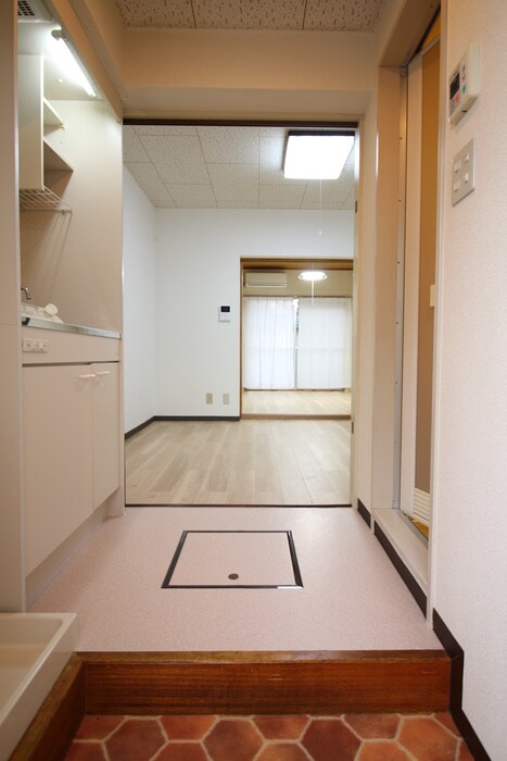 レジデンス花京院の物件内観写真