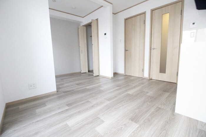 メリディアンなないろの里参番館の物件内観写真