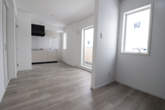 メリディアンなないろの里参番館の物件内観写真