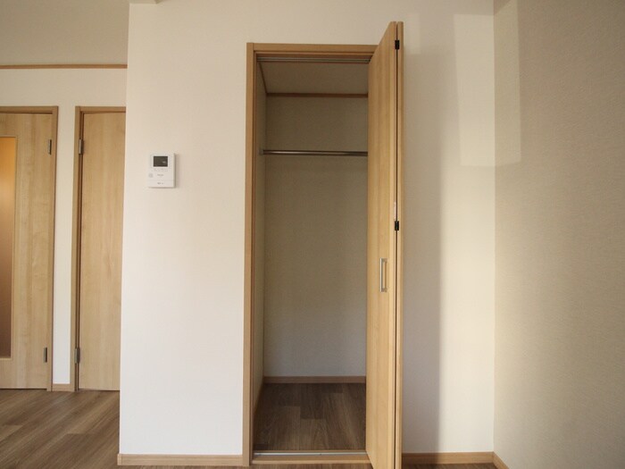 メリディアンなないろの里参番館の物件内観写真