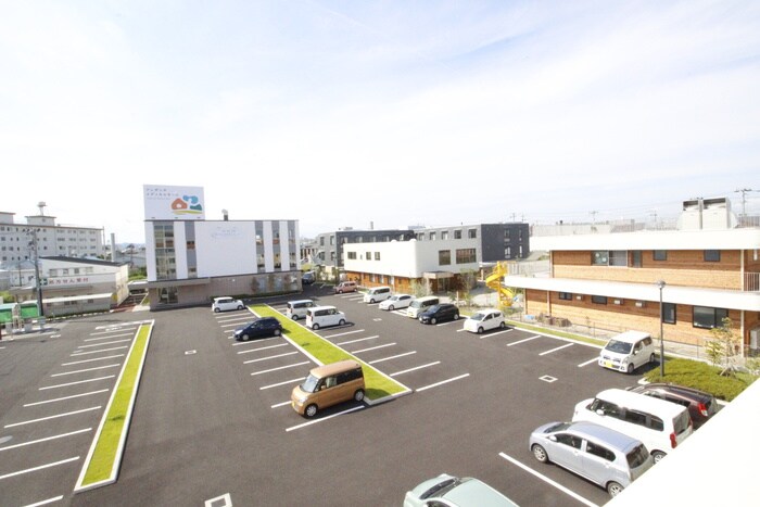 メリディアンなないろの里参番館の物件内観写真