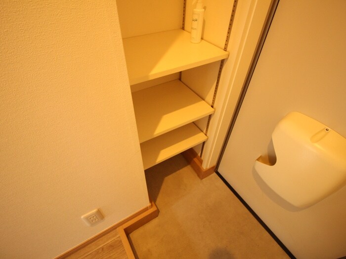 メリディアンなないろの里参番館の物件内観写真