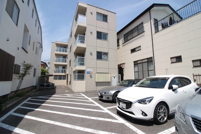 Ｅ－ＪＡＭ長町の物件外観写真