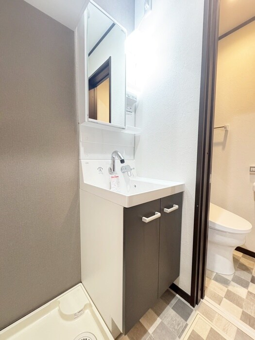 アンセル泉中央の物件内観写真