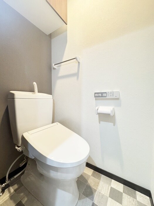 アンセル泉中央の物件内観写真