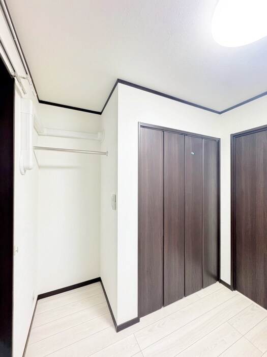 アンセル泉中央の物件内観写真