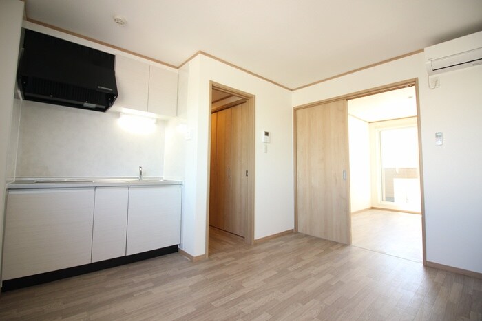 メリディアン南中山の物件内観写真