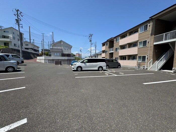 メリディアン南中山の物件外観写真