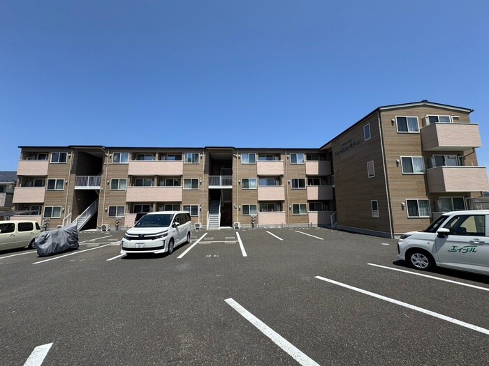 メリディアン南中山の物件外観写真