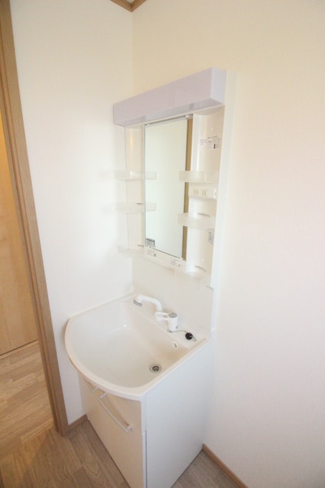 メリディアン南中山の物件内観写真