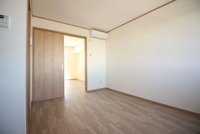 メリディアン南中山の物件内観写真