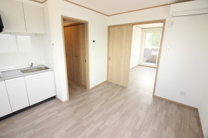 メリディアン南中山の物件内観写真