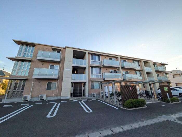 RM３Cの物件外観写真