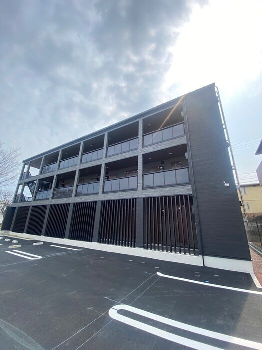 カナール・レジデンス笠神の物件外観写真