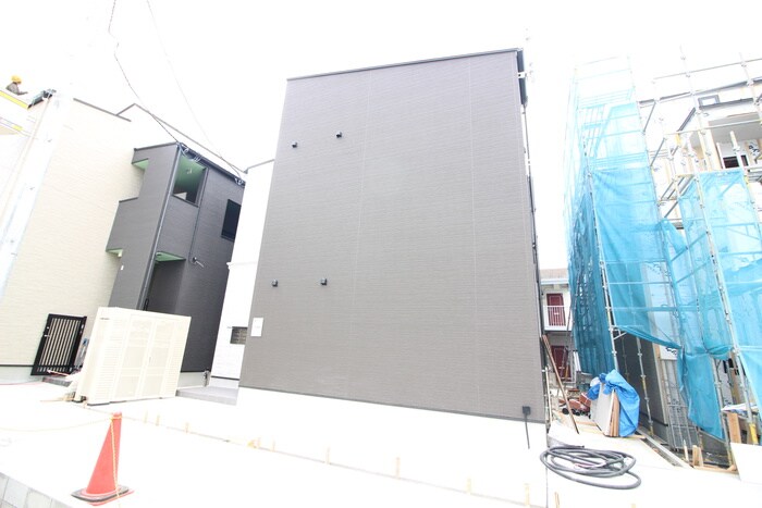 CoCo東仙台の物件外観写真