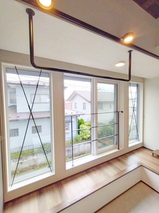 Ｇａｒａｇｅ　Ｌｕｓｓｏ　Ｂの物件内観写真