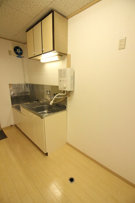 ドミ－ルキャロツトの物件内観写真