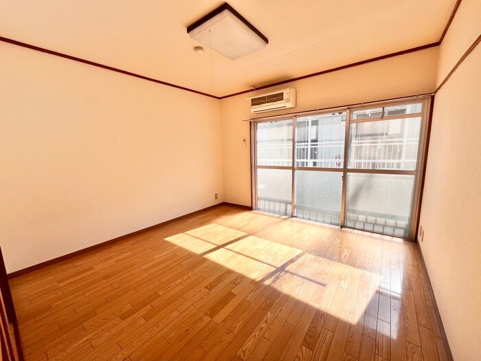 八幡レジデンスの物件内観写真