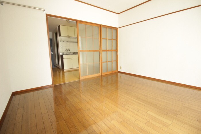 八幡レジデンスの物件内観写真