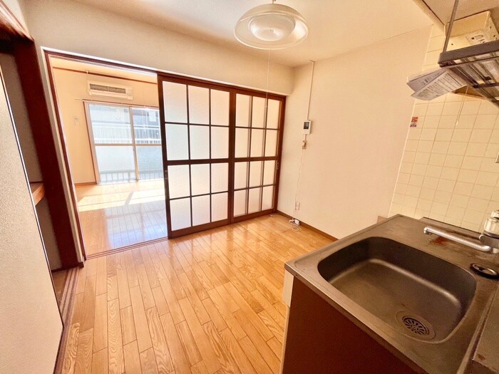 八幡レジデンスの物件内観写真