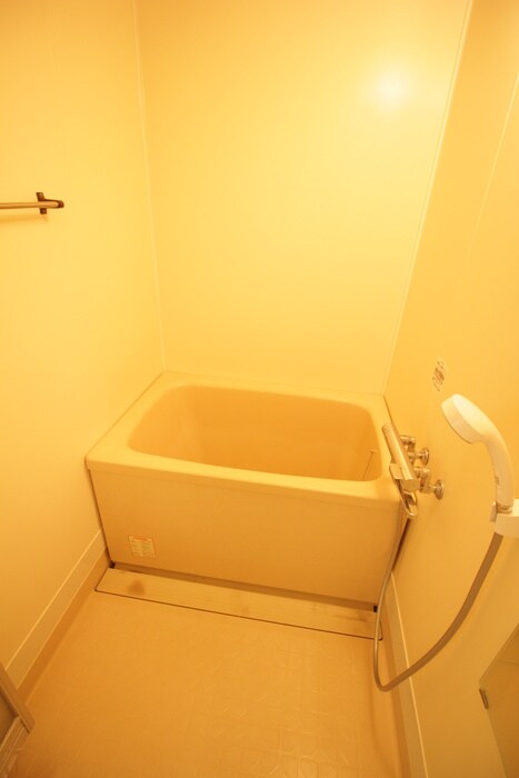 八幡レジデンスの物件内観写真